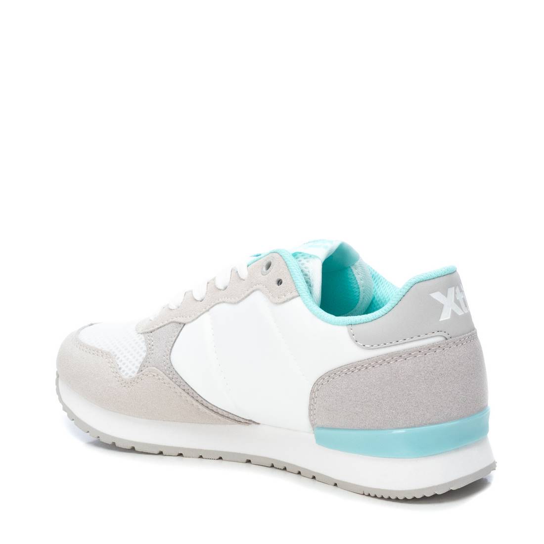 Tenis casuales para mujer color blanco con diseño español, detalles en gris y azul, textiles transpirables y suela confort dv2925