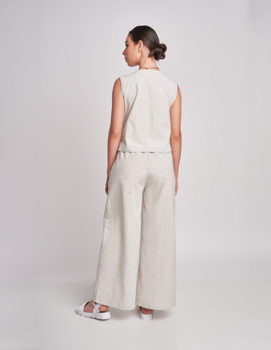 Conjunto de Chaleco y Pantalón: Rayas para un Look Formal