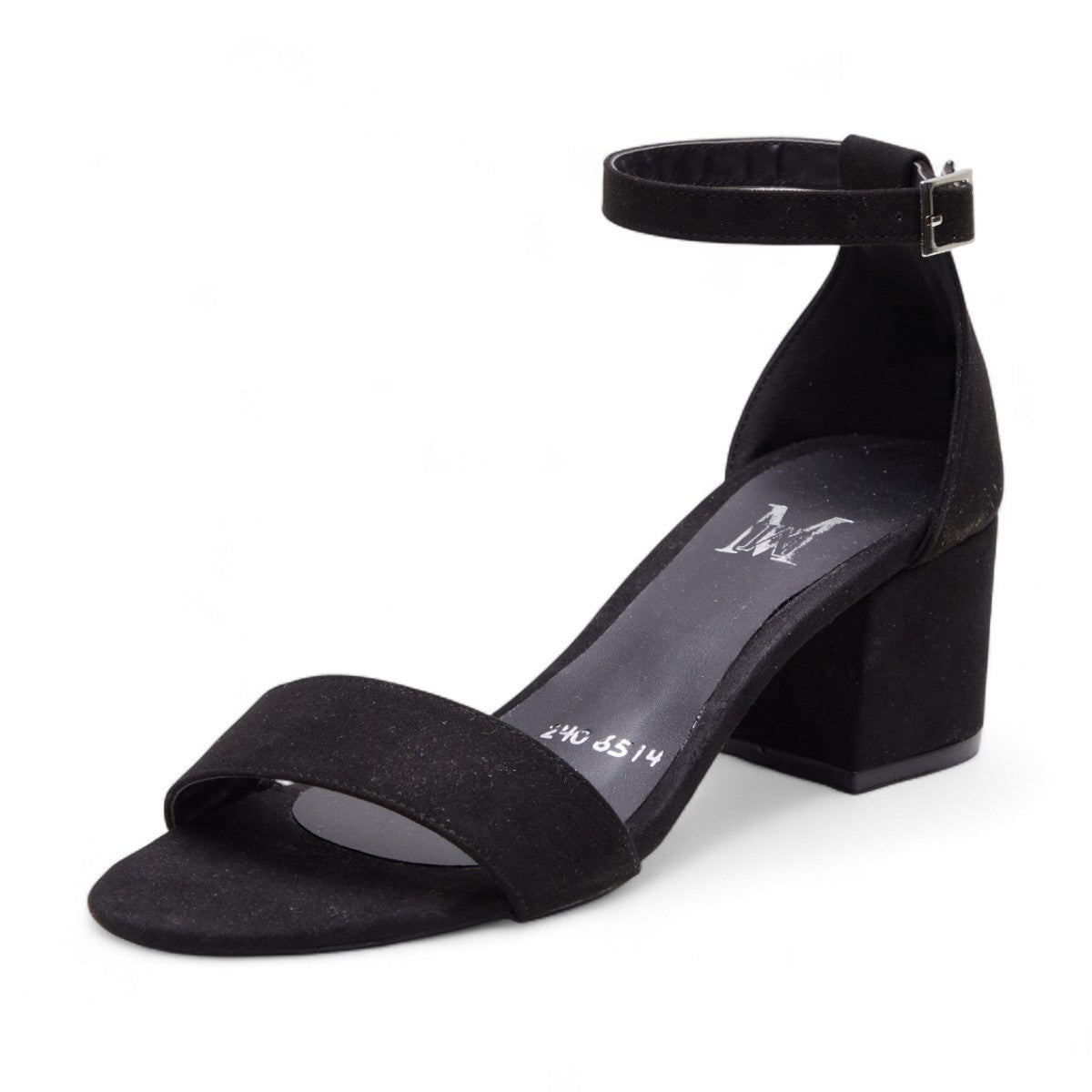 Zapatilla de tacón negra modelo O65140