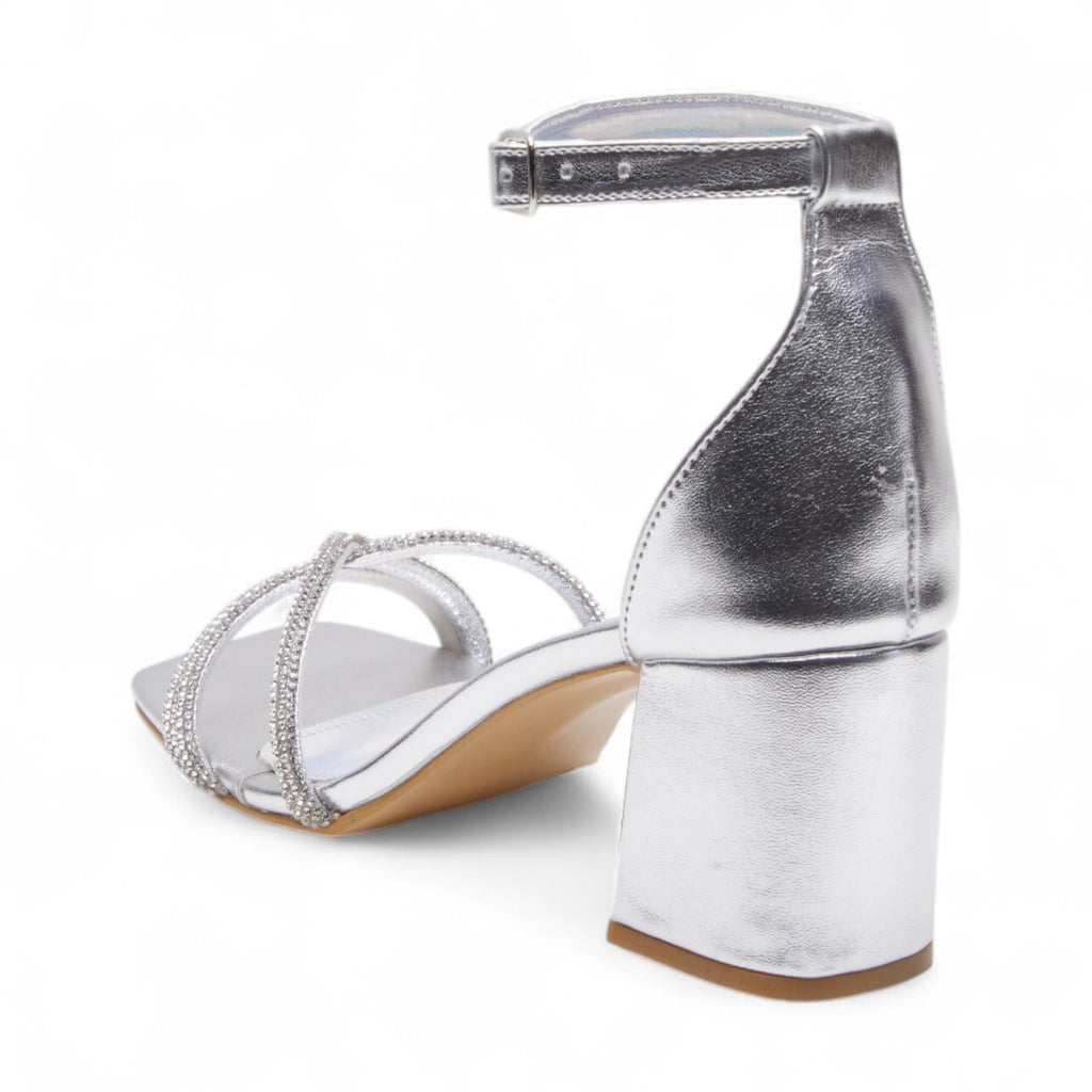 Sandalia de tacón plata Modelo 114100