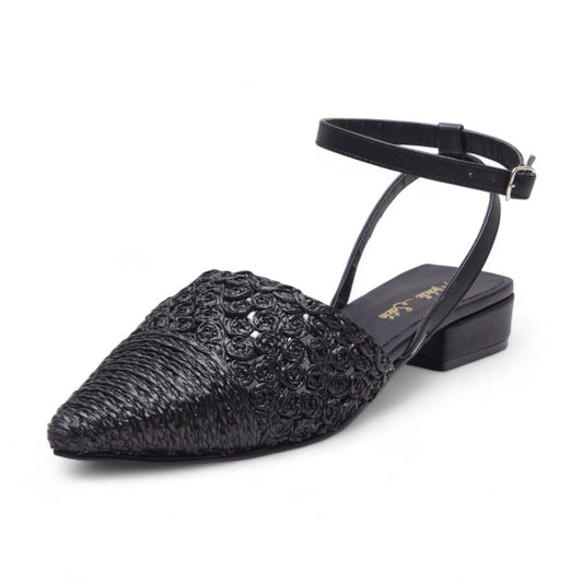 Sandalia plana negra tejida con pulsera | Flats elegantes mujer 2025