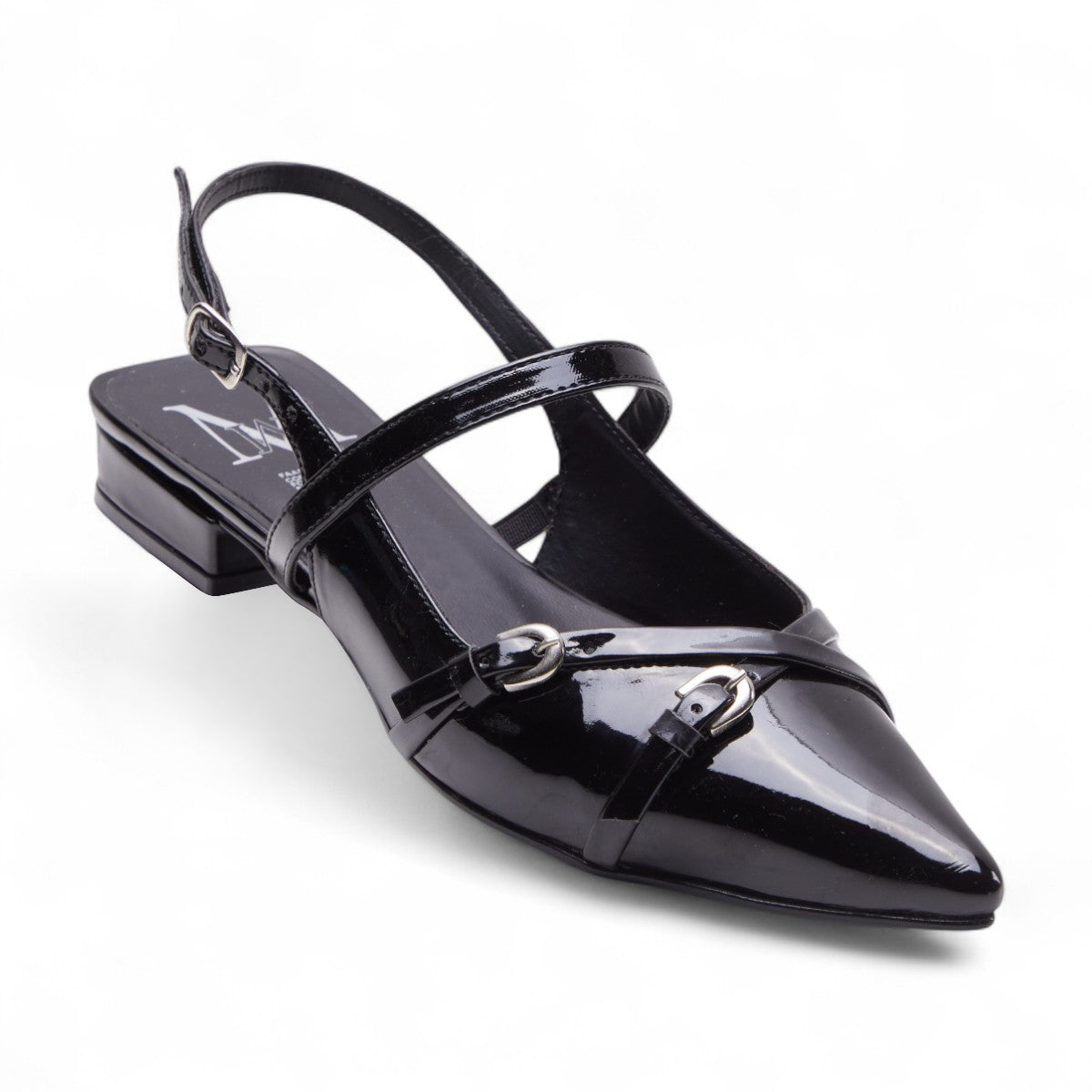 Flats casuales para mujer en charol brillante con punta en pico, tiras cruzadas, talón abierto y tacón bajo de 2 cm color negro 2925