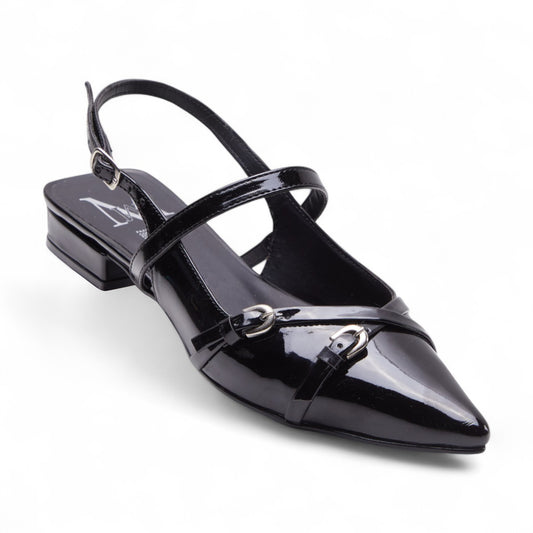 Flats casuales para mujer en charol brillante con punta en pico, tiras cruzadas, talón abierto y tacón bajo de 2 cm color negro 2925