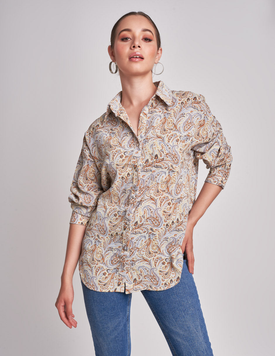Camisa Estampada: Garigoles en Tela Premium para Elegancia