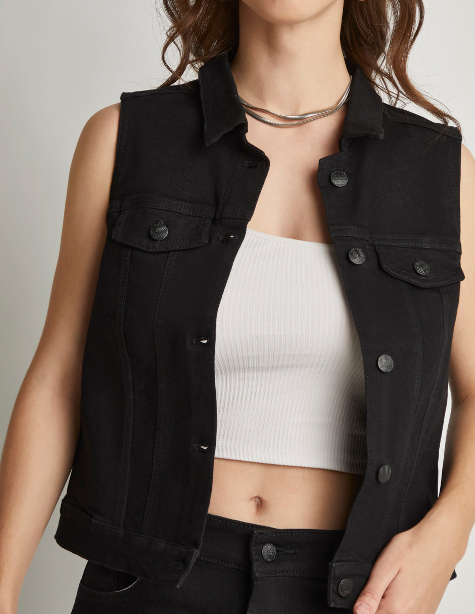Chaleco Recto Negro en Mezclilla Stretch, Botones Habilitados