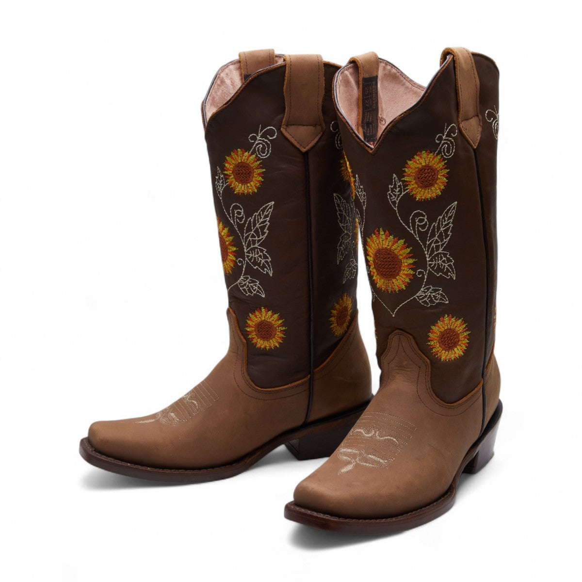 Botas vaqueras para dama 100% piel en dos tonos de café con bordado floral amarillo, punta en pico y tacón grueso de 4 cm dv2925