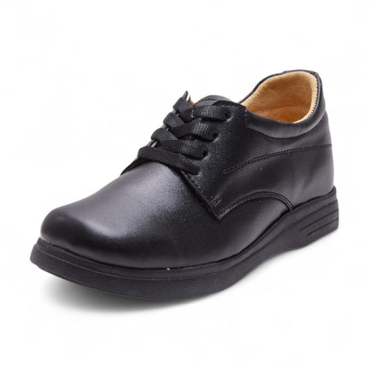 Zapatos escolares formales para niño en piel sintética color negro con punta cuadrada dv2925