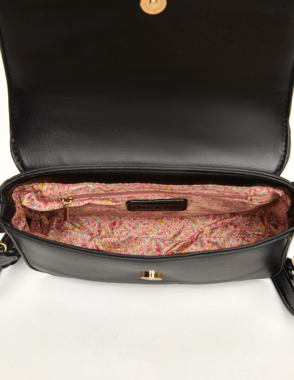 Bolsa en piel sintétitca con hebilla rectangular forrada